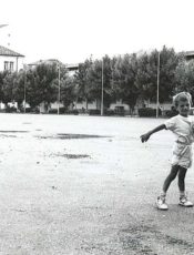 Un bambino albanese biondissimo